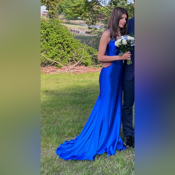 Royal blue prom dress in great condition - Picture 7 of 7